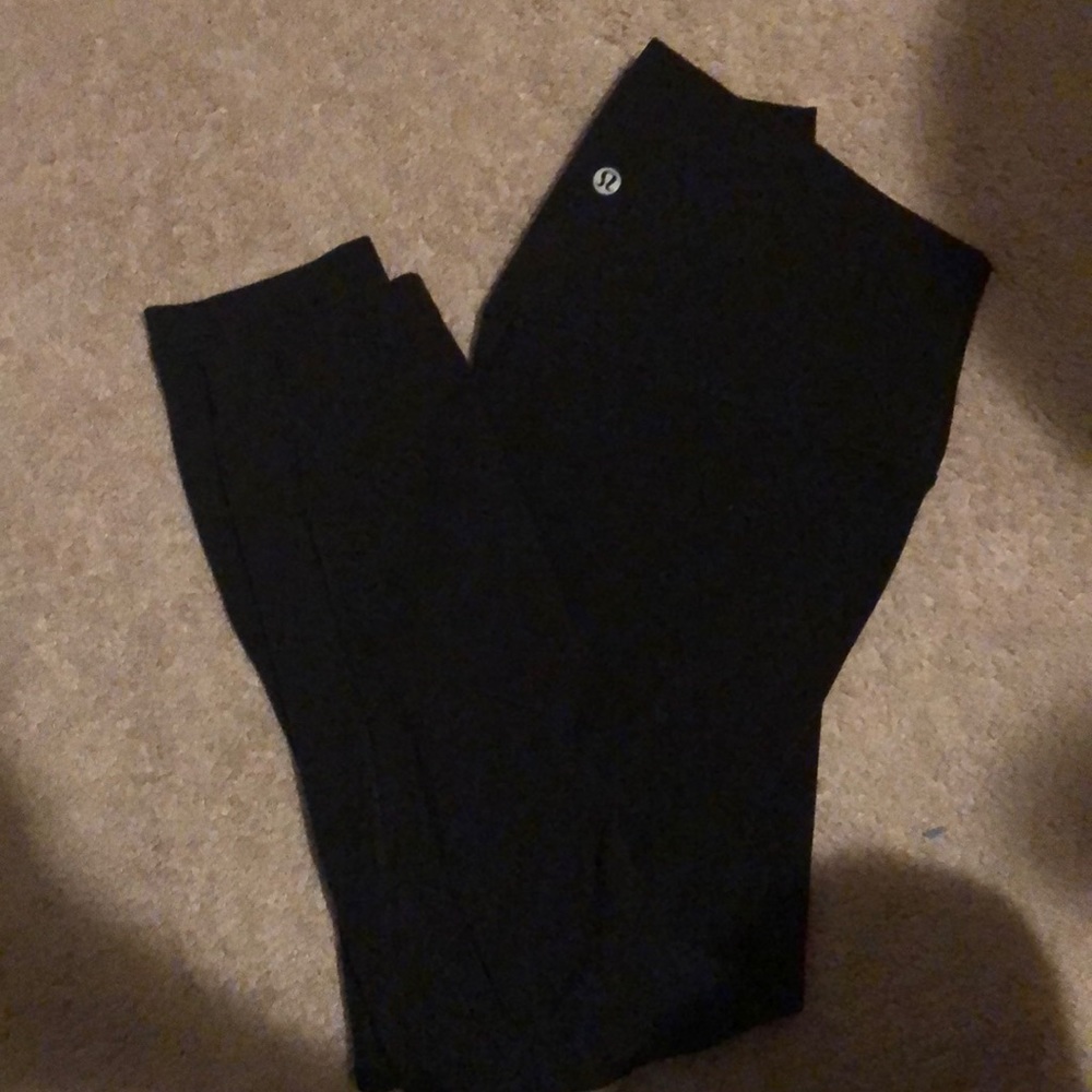 Lululemon leggings size 10